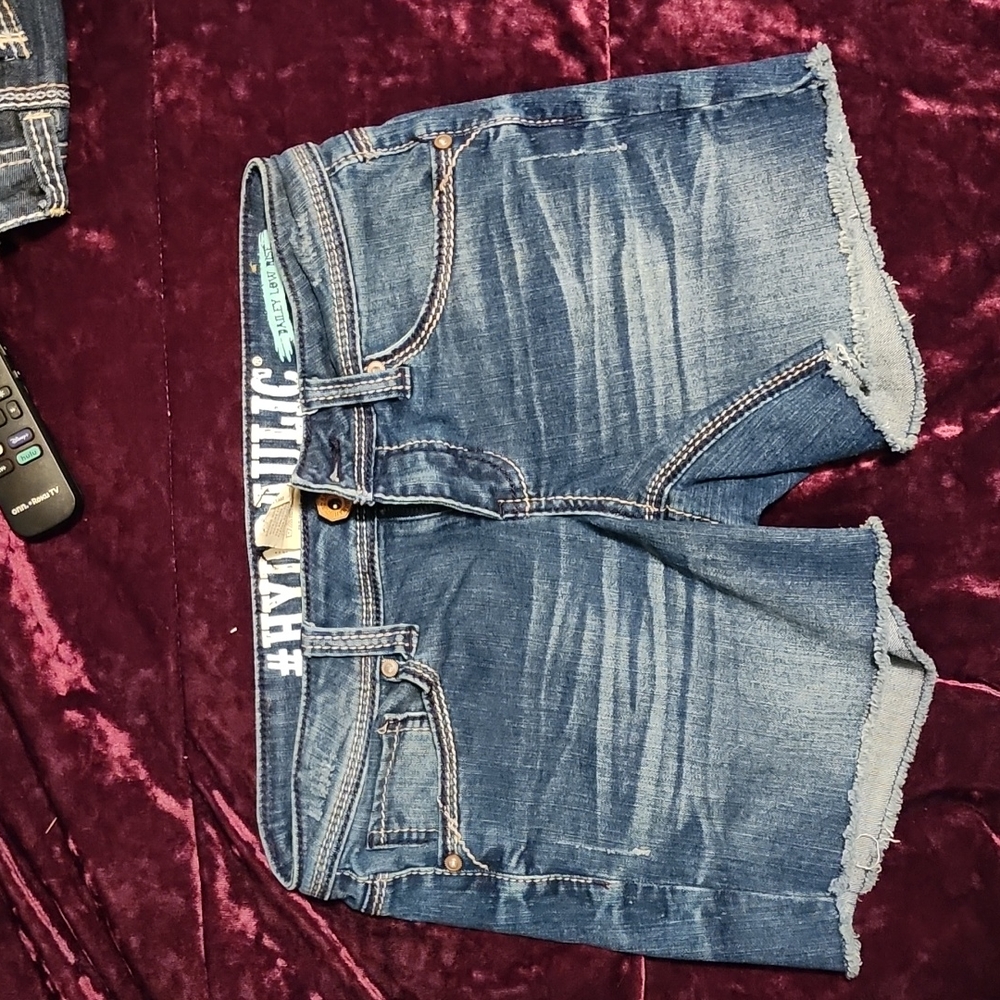 Hydraulic shorts
